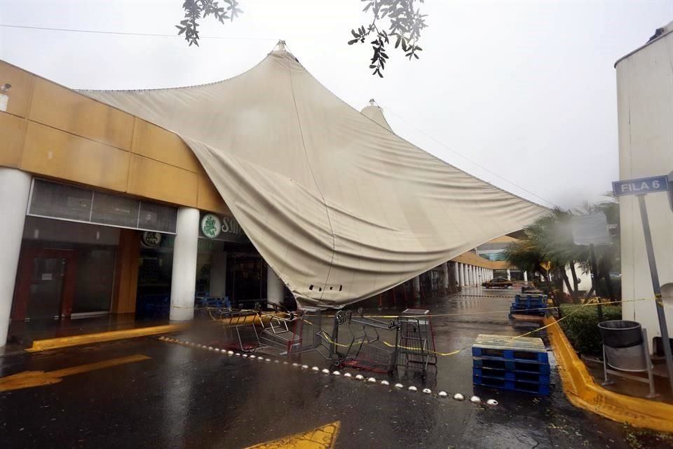 El titular de Proteccin Civil del Estado, Miguel Perales, inform que la tormenta tropical 'Hanna' trajo vientos superiores a los 75 kilmetros por hora.