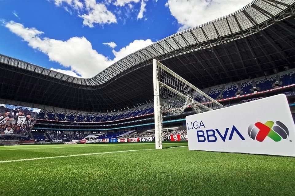 El BBVA está listo para recibir a Rayados y Santos.