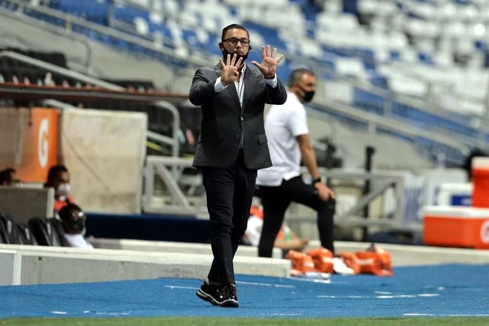 Antonio Mohamed deberá trabajar en cerrar mejor los partidos.