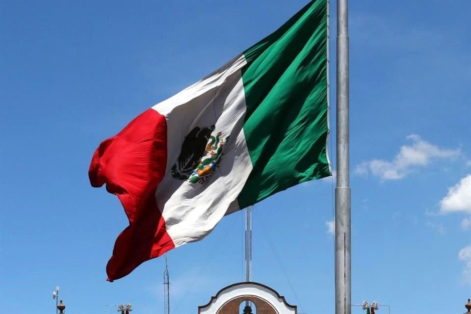 Según el presupuesto 2021 anunciado por el gobierno, se estima que la economía se contraerá 8 por ciento en 2020 y crecerá 4.6 por ciento el próximo año.