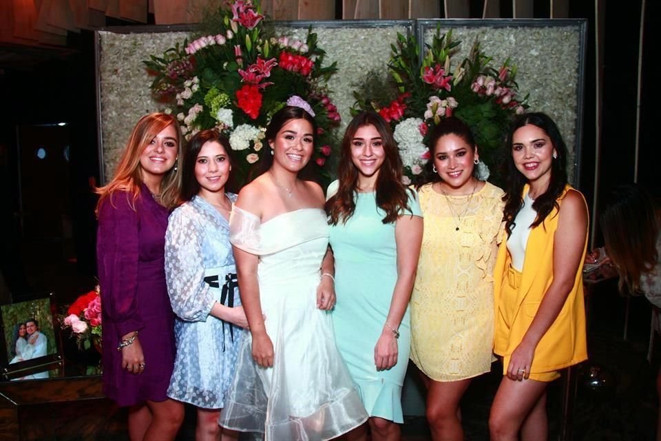 Shaden Delgado, Dinorah Jasso, Andry Garza Garza, Andrea Garza, Mariana Hernández, Celina Salazar y  Andrea Rodríguez