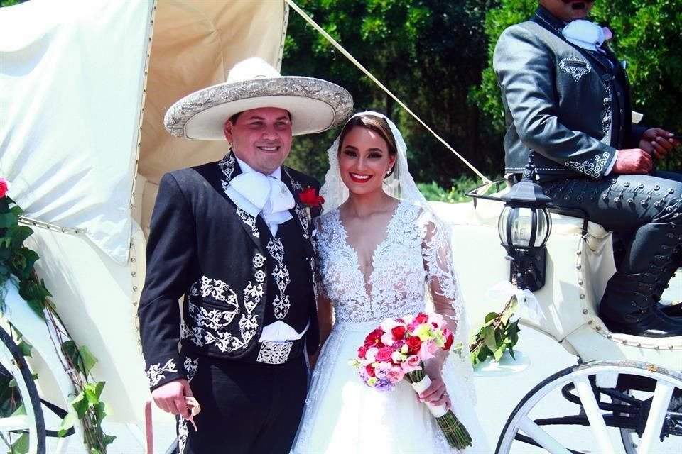 Luis Fernando Cantú Treviño y Marcela Fernández Villanueva