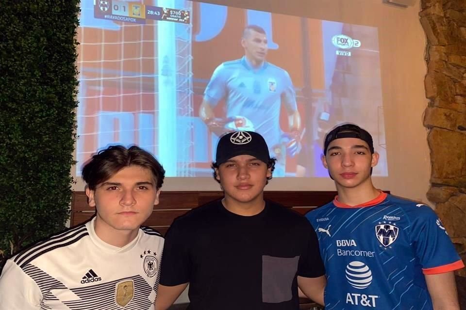Gustavo Lozano, Alejandro Cruz y Adolfo Santos