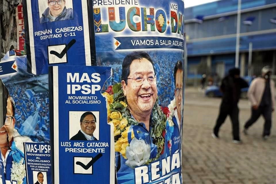 Propaganda electoral del candidato del MAS, Luis Arce, en El Alto, Bolivia.