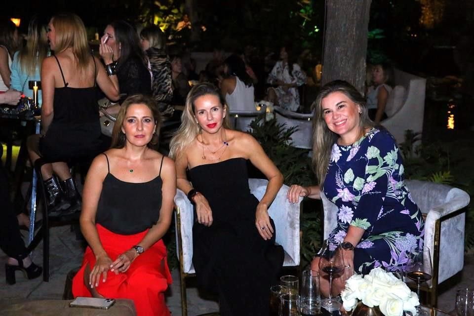 Lucero Espinoza, Barby Villanueva y Valeria Mier