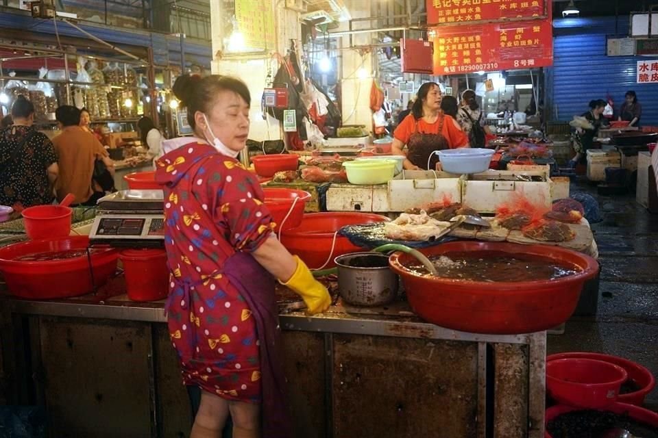 Los mercados de animales continúan en operación en China a pesar de la pandemia del Covid-19, denuncia Igualdad Animal.