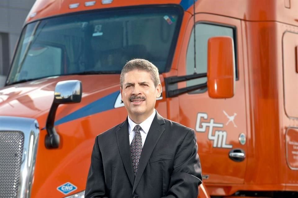 'Festejar el aniversario de Grupo Transportes Monterrey (GTM) no es conmemorar sus primeros 60 años en el mercado, es celebrar que hemos logrado trascender en él', expresa Jorge Casares López, director general de GTM. 