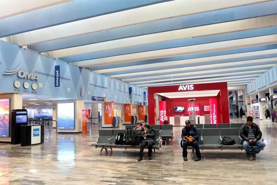 Grupo Aeroportuario del Centro Norte opera y administra 13 aeropuertos en el Pas, incluido el de Monterrey.
