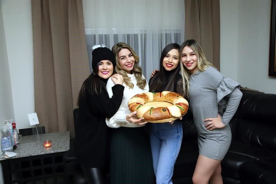 Ana Carvajal, Carolina Alcorta, Paola Alcorta y Daniela Pardiñas