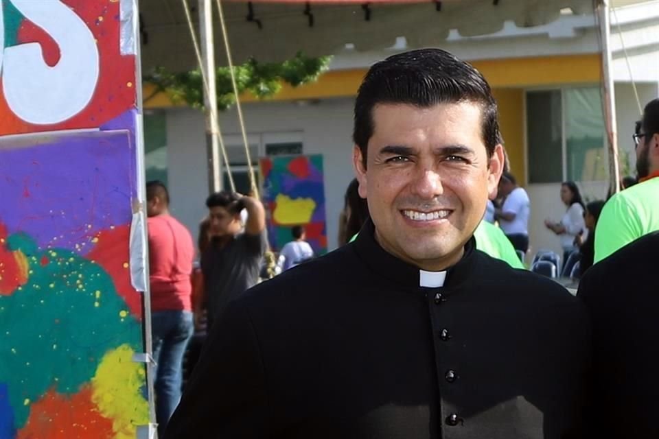 Padre Ricardo Valdez