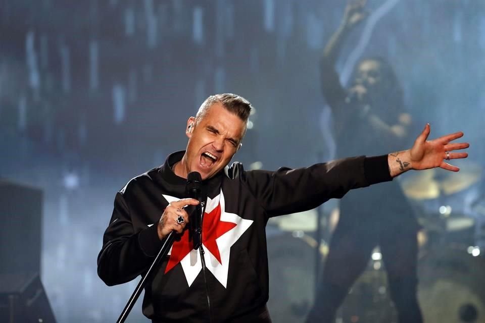 El cantante Robbie Williams dio positivo a Covid-19 durante sus recientes vacaciones de Año Nuevo en el Caribe. Ahora debe estar en confinamiento en una lujosa villa privada, en San Bartolomé.