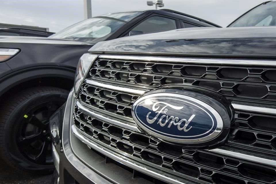 Ford recortará los turnos de producción de su camioneta F-150 debido a la falta de chips.