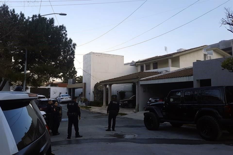 El robo se pudo haber cometido entre las 13:00 y 15:30 horas en una casa de la calle Terrasol, en la Colonia Villas de Terrasol, cuando los afectados se ausentaron del domicilio.