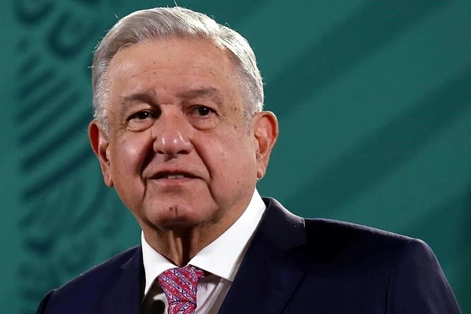 El Presidente López Obrador reapareció en su conferencia matutina y agradeció el apoyo de la ciudadanía tras haber padecido de Covid-19.