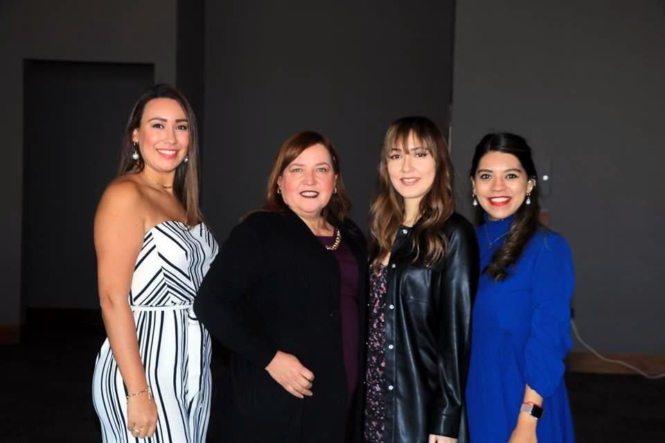Alma Gonzalez, Bety Cavazos, Paola Murillo y Mariana Chávez