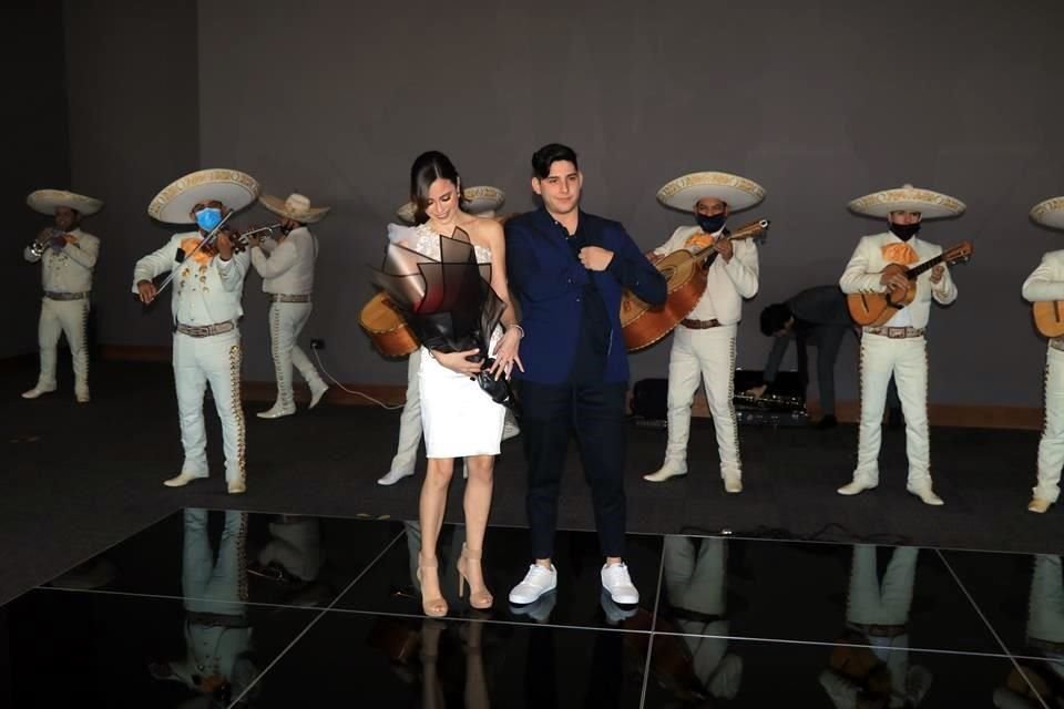 Diego Alejandro Estrada Garza y Diana Laura Villarreal Navarro