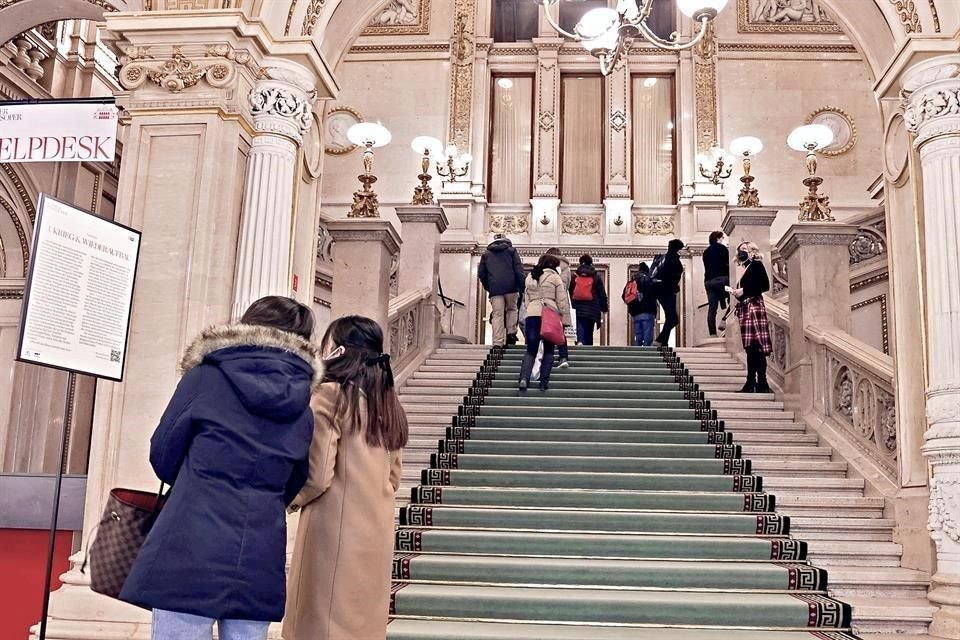 La Ópera de Viena busca mantenerse vigente a través de un programa de visitas guiadas.