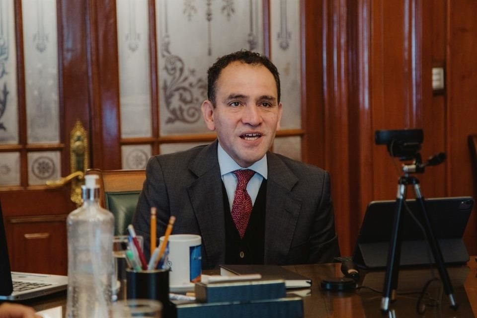 Arturo Herrera, Secretario de Hacienda.