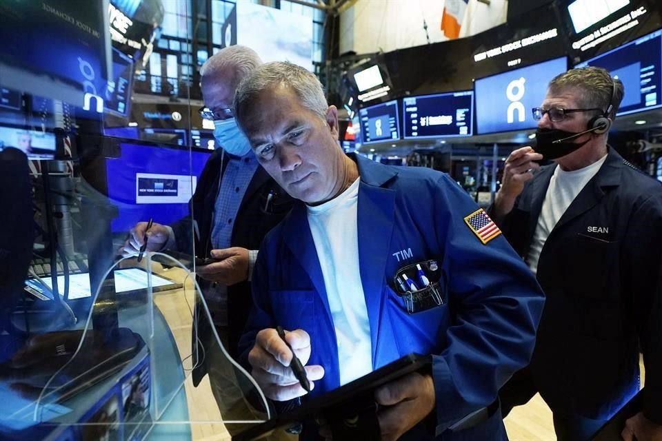 Los índices en Wall Street perdieron más de 2 por ciento en el transcurso de la sesión.
