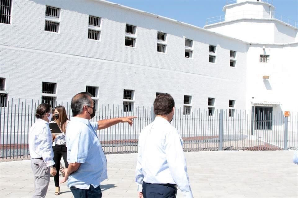 El Gobernador Jaime Rodríguez inauguró ayer el Parque Libertad, en donde antes estaba el Penal del Topo Chico.