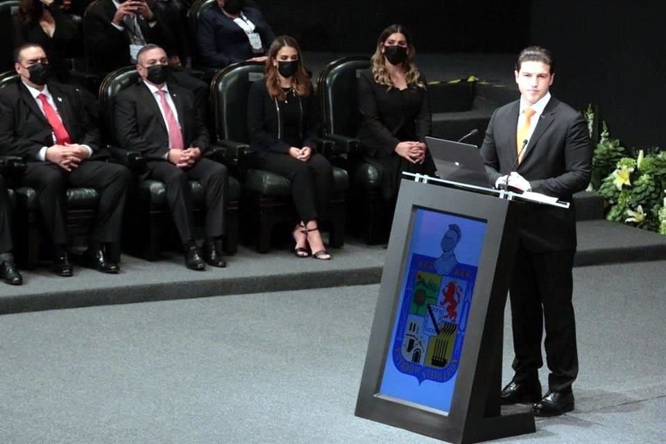 En su primer discurso como Gobernador, Samuel García planteó un nuevo inicio con una buena relación entre los poderes.