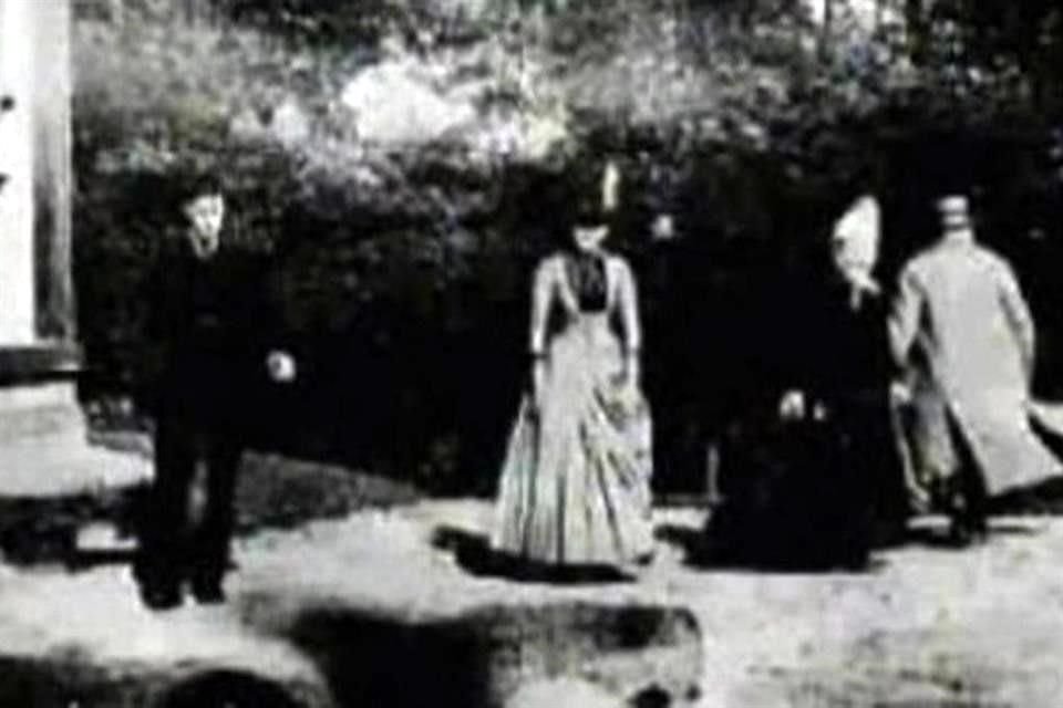 El 14 de octubre de 1888, el inventor francés Louis Le Prince filmó la primera película de la historia: 'Roundhay Garden Scene'. Duración de la cinta sin sonido: 1.66 segundos.