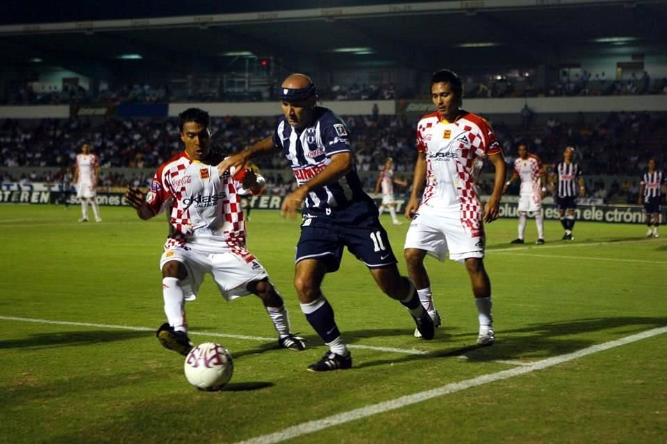 En aquel Rayados del 2007, Álex 'Brinquitos' Fernandes disputaba su último torneo con el Monterrey.