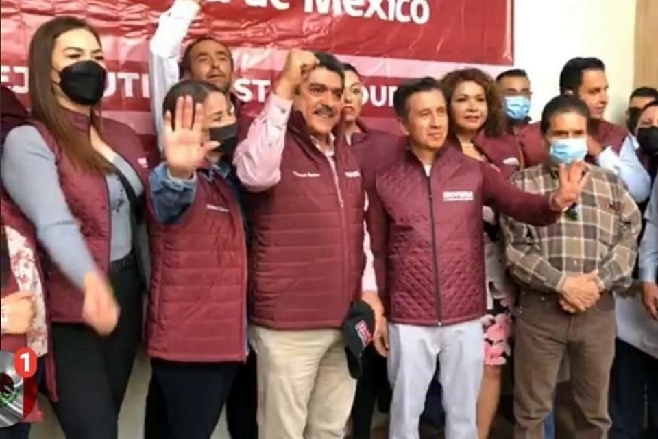 Espino se registró como militante de Morena para contender por la Gubernatura.