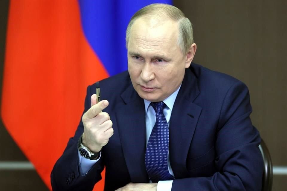 El Presidente ruso, Vladimir Putin, dijo haber recibido un refuerzo de la vacuna Sputnik V.