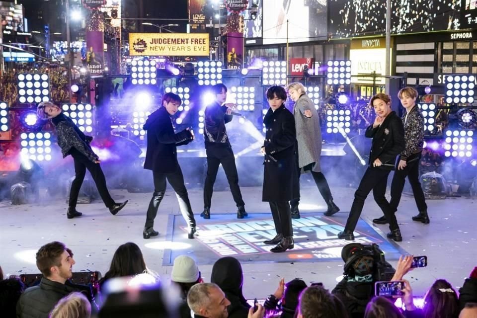 La sensación del K-pop, BTS, podría realizar regresar a los conciertos en su natal Seúl para marzo de 2022.