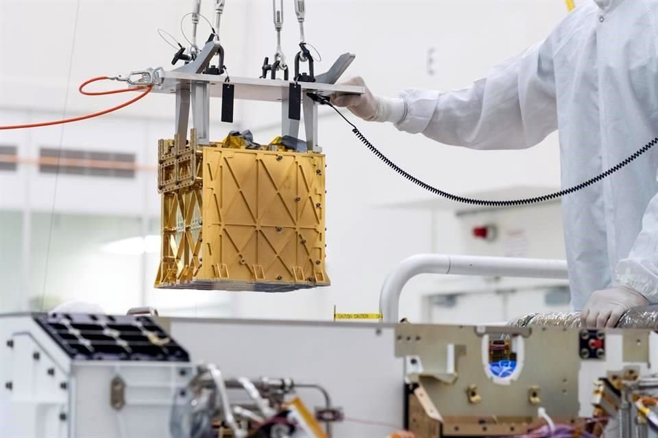 El instrumento MOXIE tiene el tamaño de una tostadora y  produjo aproximadamente 5 gramos de oxígeno, equivalente a aproximadamente 10 minutos de respiración para un astronauta.