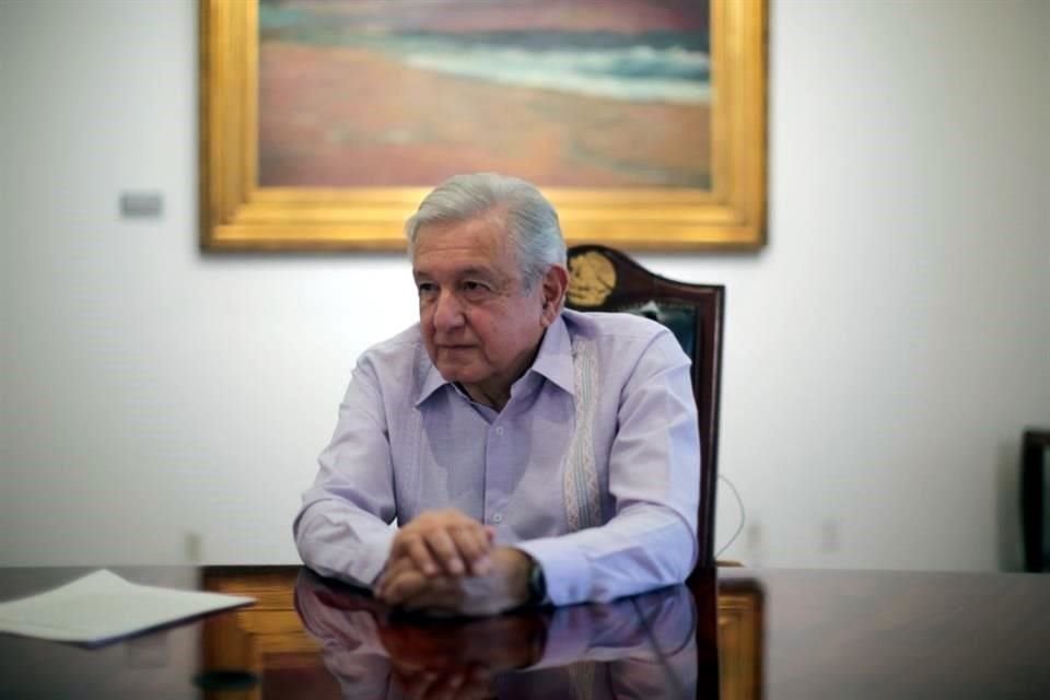 López Obrador participó en el homenaje a Pellicer con un mensaje grabado, en el que se le vio mejoría de su afección por Covid.