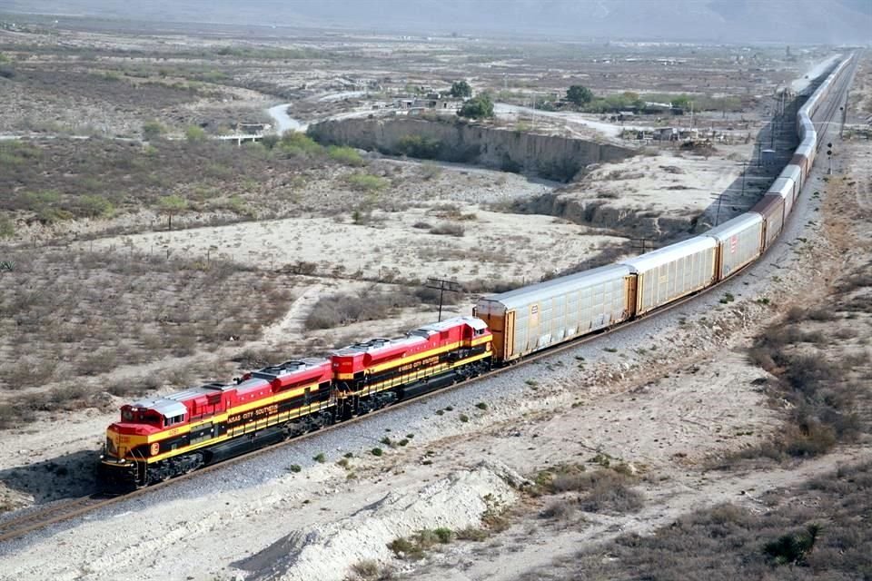 La operación entre CN y KCS ofrecería mayores eficiencias logísticas a industrias de México, EU y Canadá.