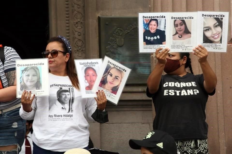 Por segundo da consecutivo, ciudadanos exigen justicia por desaparecidos en Nuevo Len.
