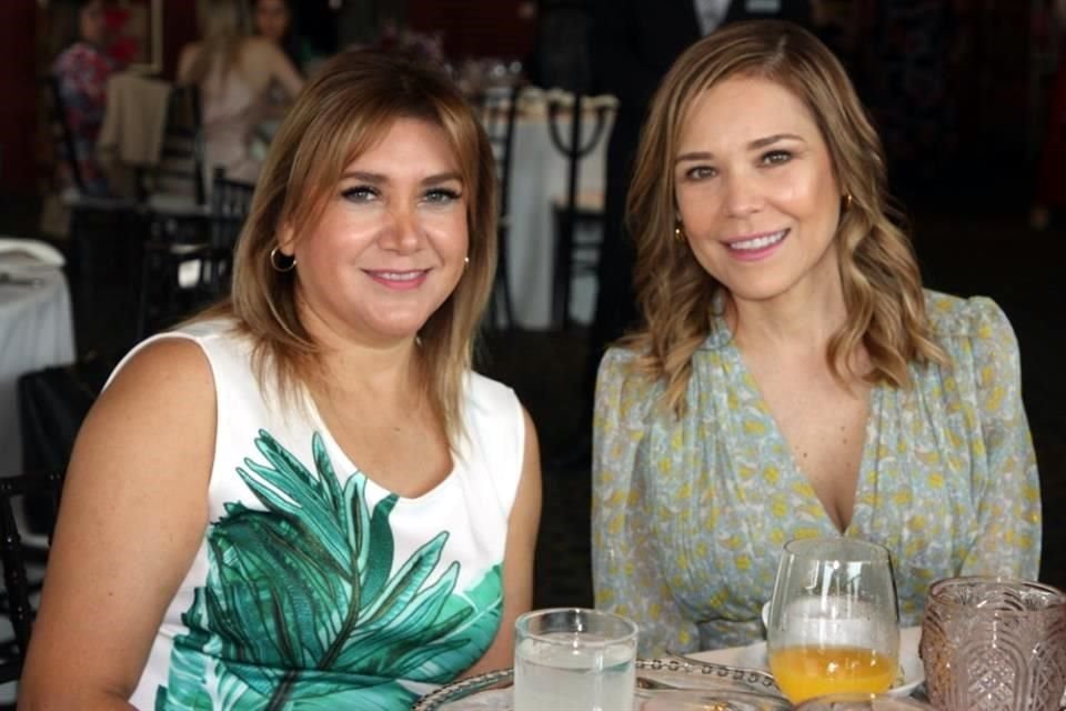 Verónica Valencia y Elisa Arreola