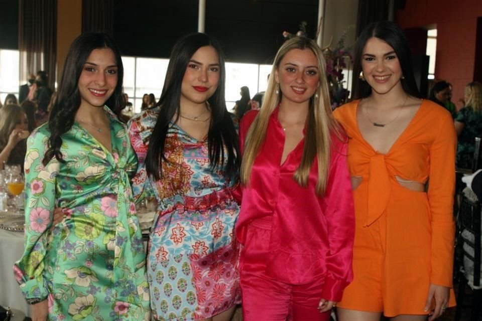 Carolina y Victoria Siller, Ángela Arizpe y Vanessa Garza