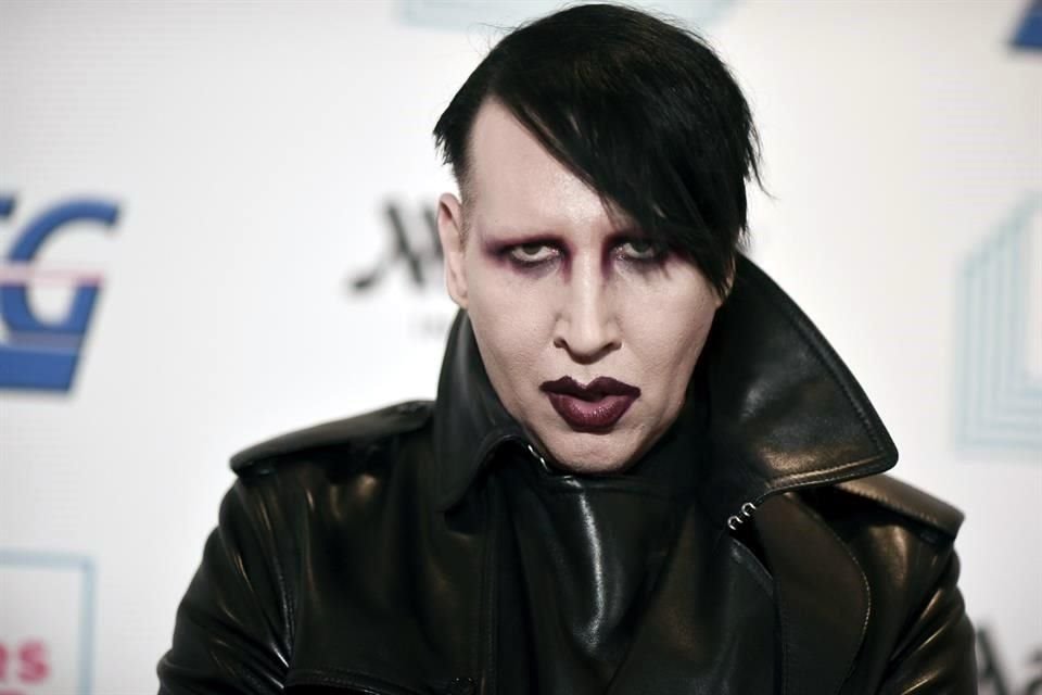 La actriz Esmé Bianco presentó una demanda contra Marilyn Manson por violación y violencia sexual.