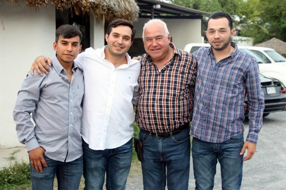Ernesto Lozano, Édgar Lozano González, Ernesto Lozano García y Eduardo Lozano