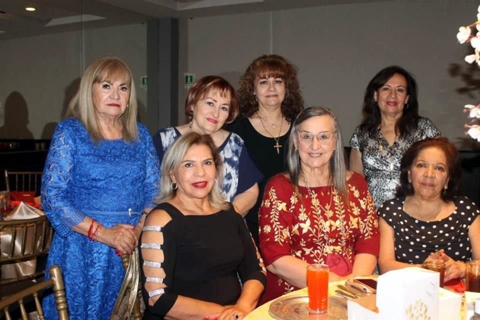 Elda Cruz, Bertha Rodríguez, Silvia Garza, Blanca García, Martha Chavez, Blanca Esthela González y Rosy Oviedo