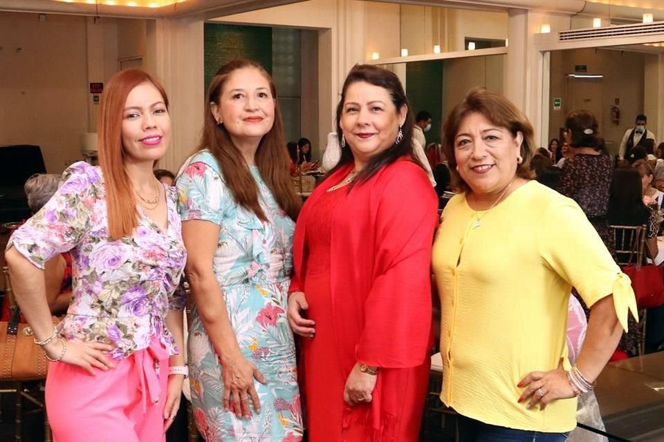 Cris Zapata, Dany Hernández, Aurora Martínez y Yolanda Silva
