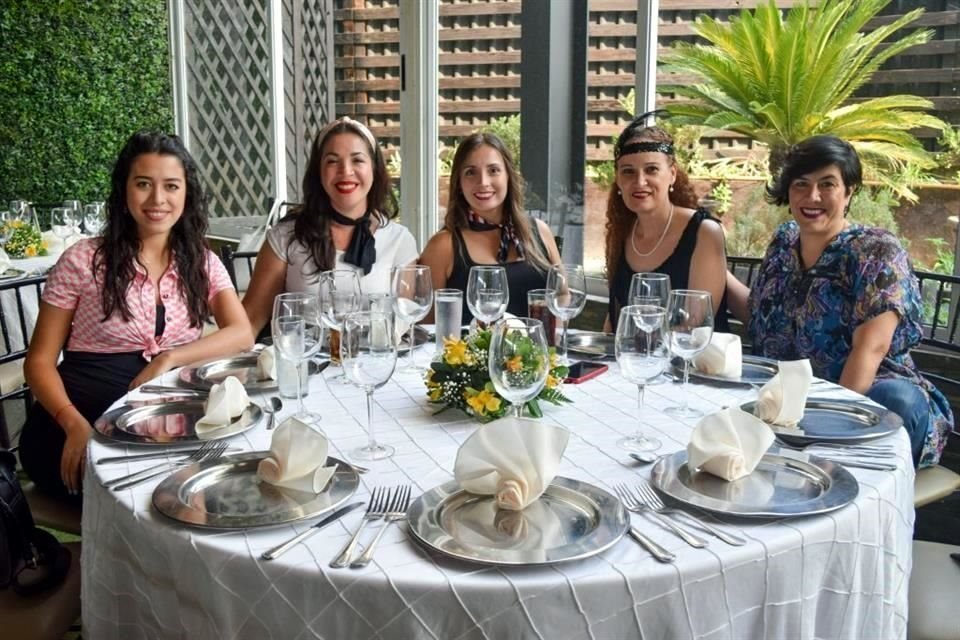 Laura Martínez, Fabiola Villarreal, Esther de Keratry, Melina Serna, Daniela Escobedo