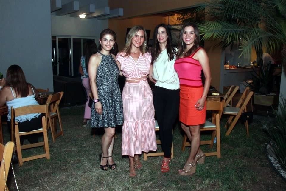 Michelle Pozas Treviño, Alicia Carmona, Nancy García y Marisol Rodríguez