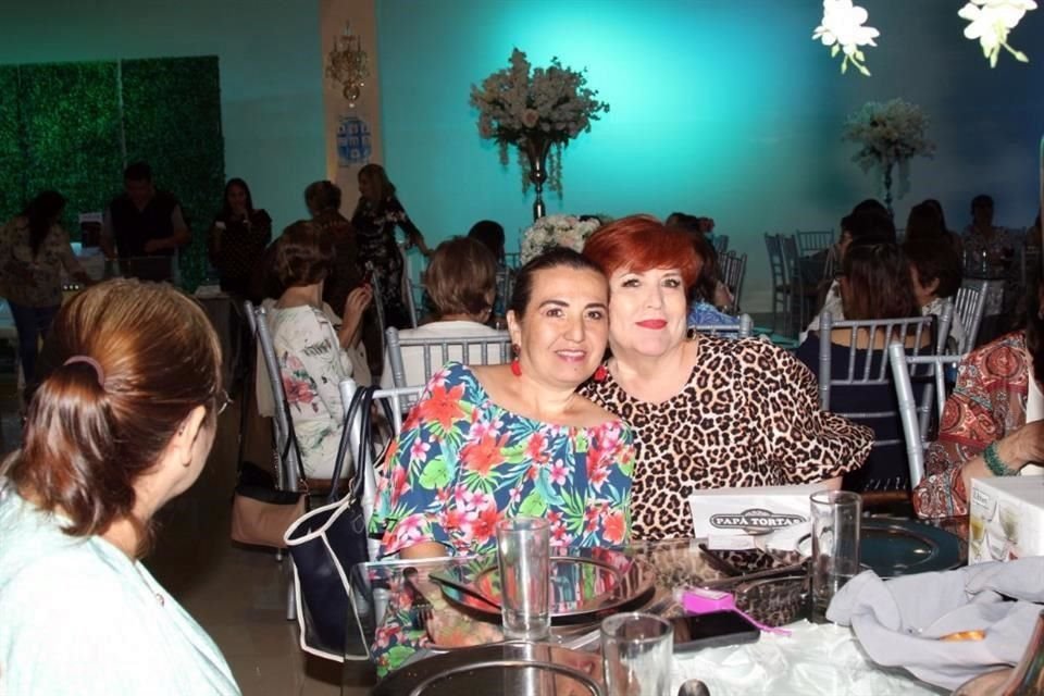 Nora Pacheco y Claudia Guerra