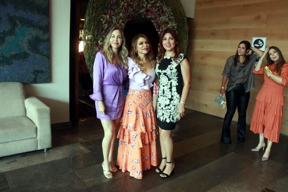 Estrella Alonso, Laura Reyes y Marcela Farías