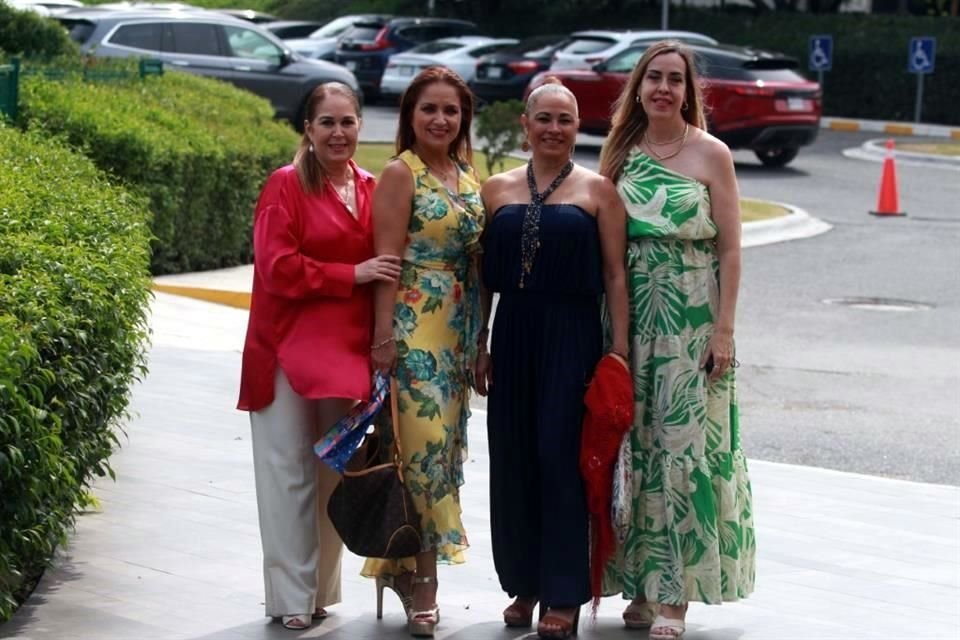 Amparo Garza Leal, Zoila Cantú de Andrade, Alejandra Pedraza de Carbajal y Claudia Derbez