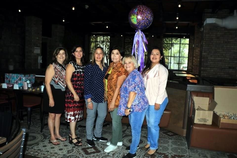 Norma Treviño, Maru Bravo, Blanca Blanco, Lucy Gutierrez, Ale Salinas y Roxanna Rojas