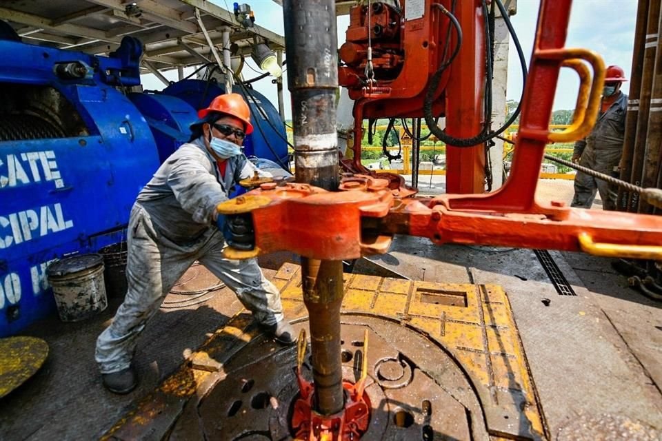 Pemex se está beneficiando del aumento de los precios del petróleo.