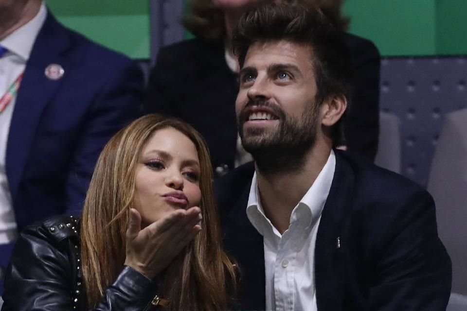 Medios europeos aseguran que la cantante Shakira y el futbolista Gerard Piqué están atravesando una crisis de pareja.