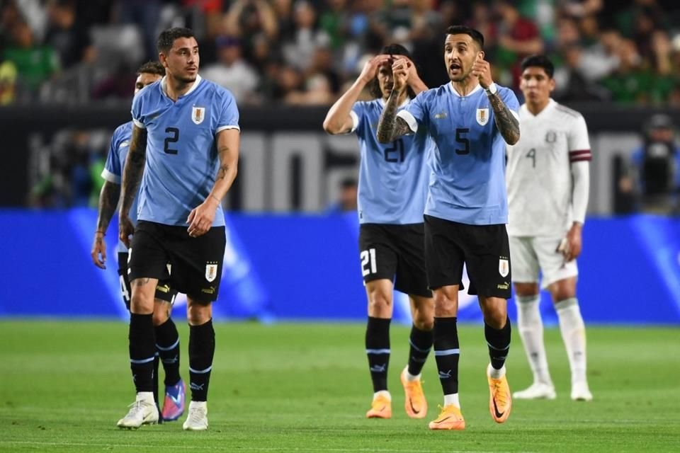 Uruguay fue mucho equipo para el Tri.