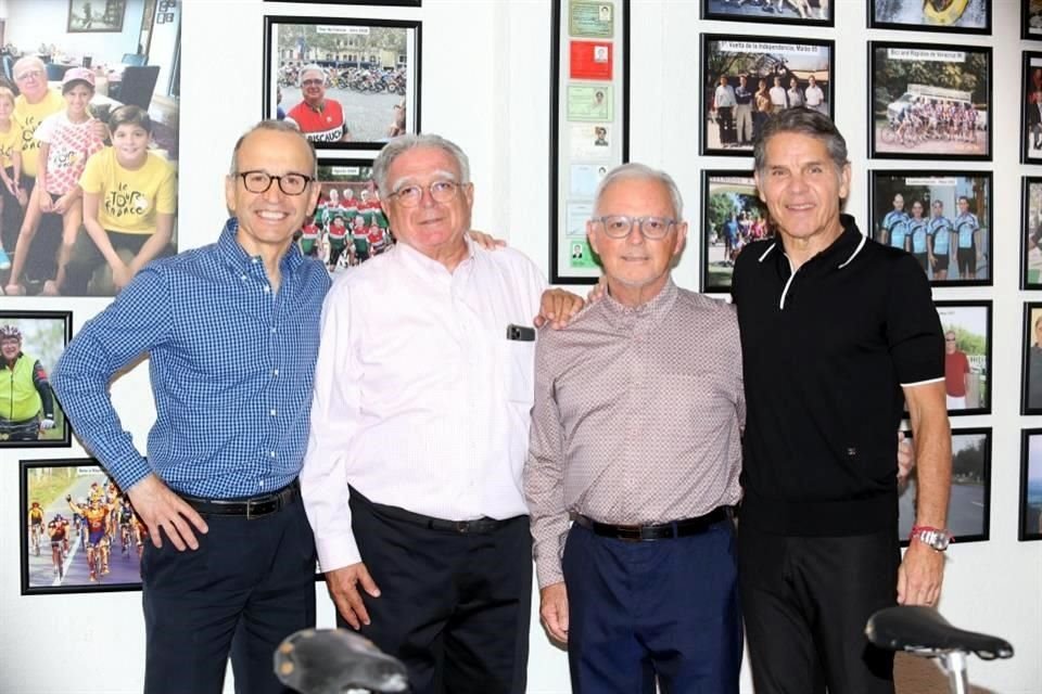 Daniel Garza, Ricardo Guerra, José Fernando de la Garza y Antonio Guerra
